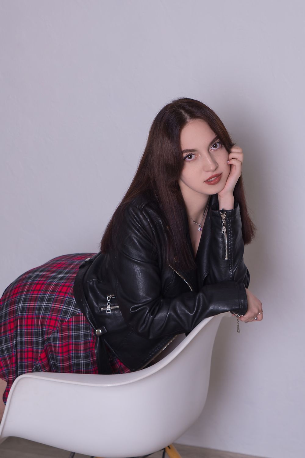 Id 104760 Anna From Zaporozhye Ukraine 20 Years Old Brunette