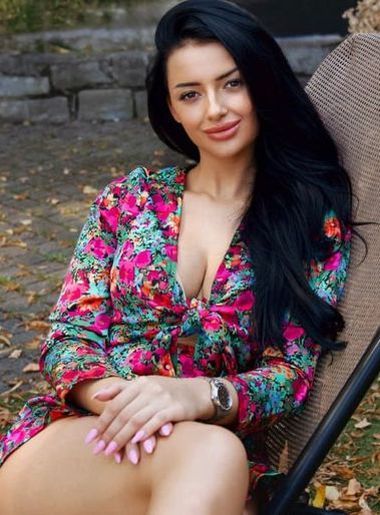 russian women photos Zhanna