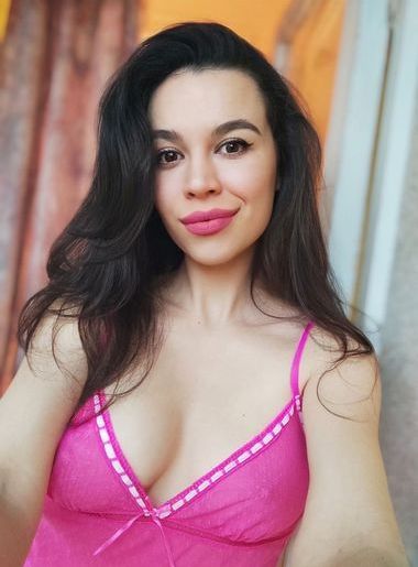 live chat online Yuliya