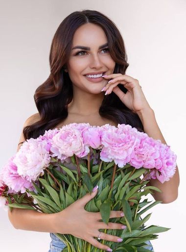 russian male order brides Alina-Malina