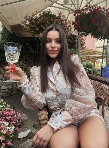 singles dating site Sofi