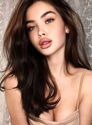 bikini model photos Sofia