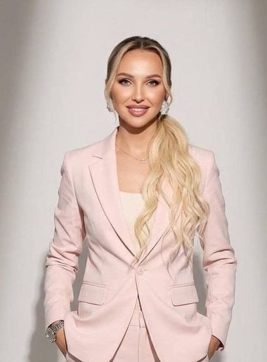 russian beauty Blonde-Alina