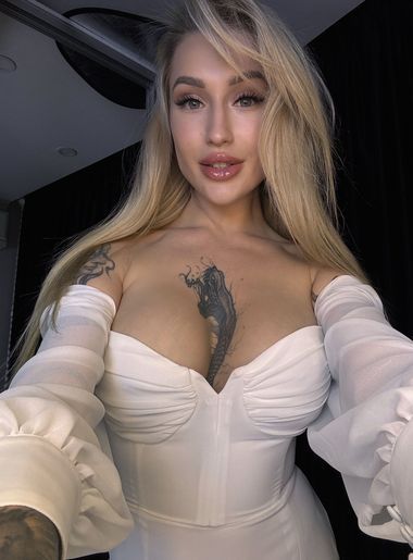 single dating Sweet blond