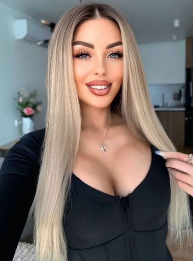 professional photo shoot Christina