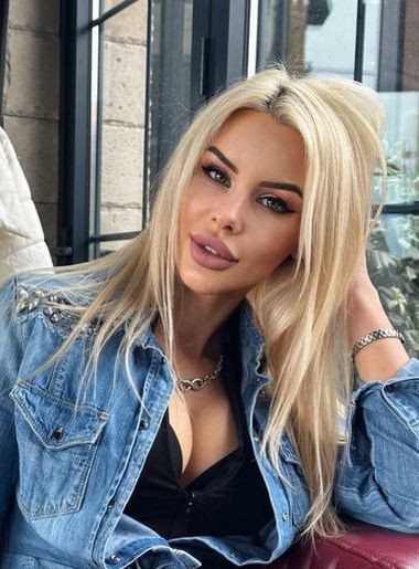 russian beauty Khrystyna