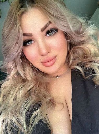 meet russian women Angelika