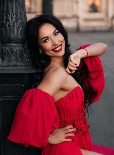 Kateryna, Poltava, Ukraine, online brides