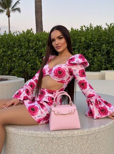 russian brides review Tanya