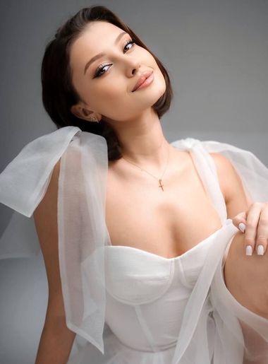 bikini model photos Eve