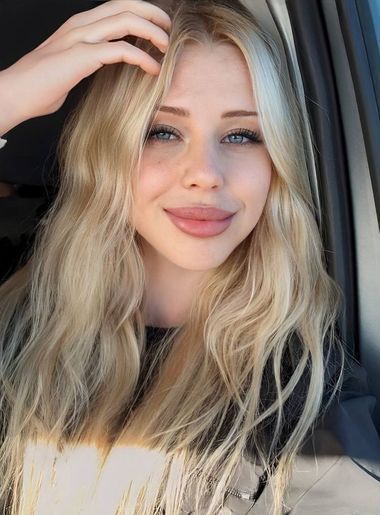 online dating service Moon