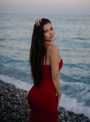 singles dating site Julia