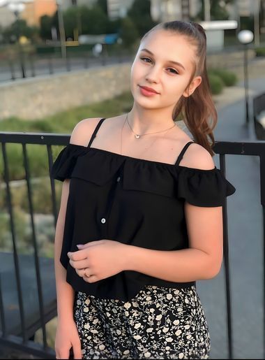 hot russian girl Juli