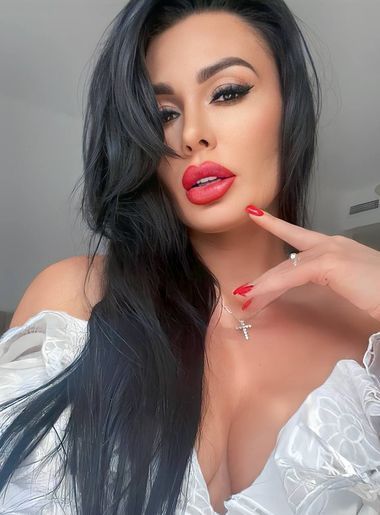hot single women Marina