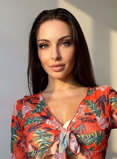 Ksenia, Newbury Park, USA, dating chat rooms