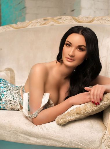 chat with women online Inna