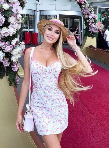 flirt dating Elizaveta