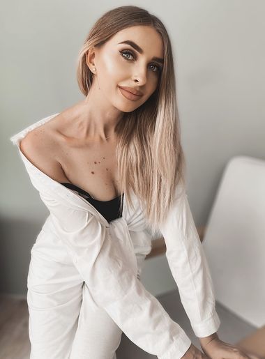 singles dating sites Irina